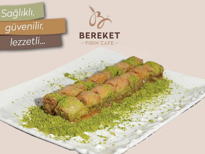 Antep Fıstıklı Özel Baklava